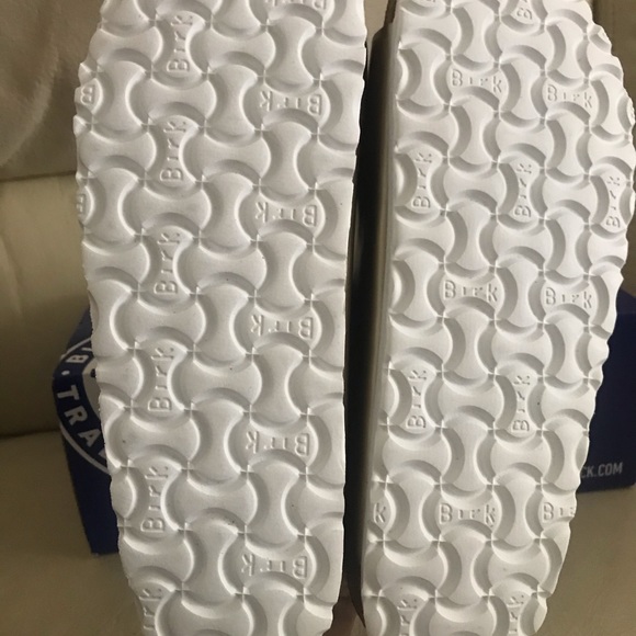 Birkenstock sz 39(8-8.5US) - Picture 7 of 8